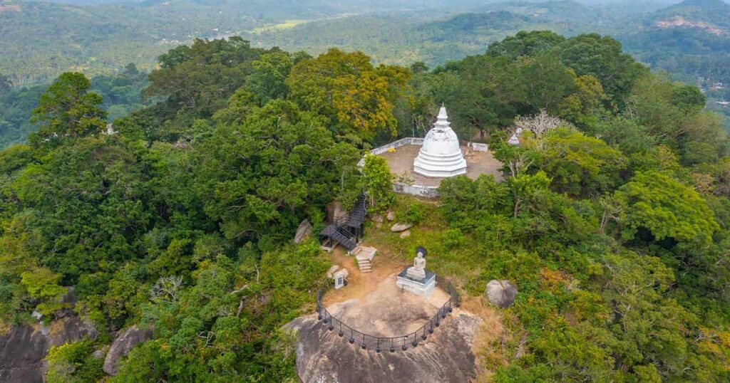 Mulkirigala Cave Temple